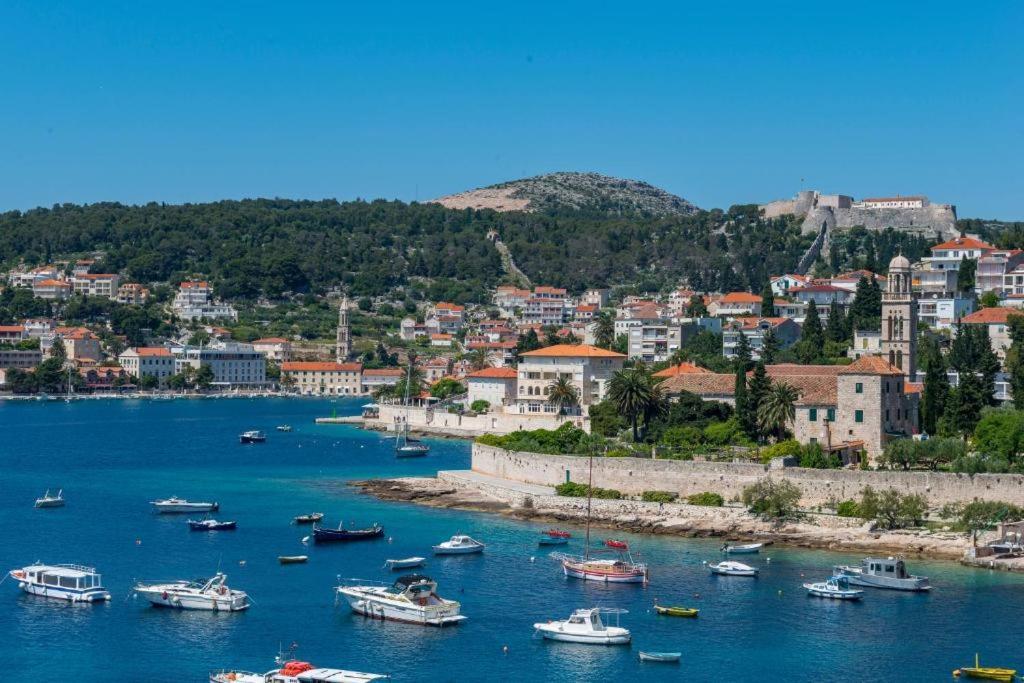 Sunset House With Seaview Daire Hvar Town Dış mekan fotoğraf